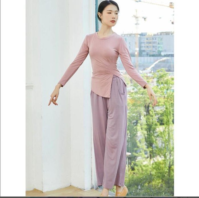 Chacott ノーソーイングトップス（Mサイズ） Chacott チャコット ノー