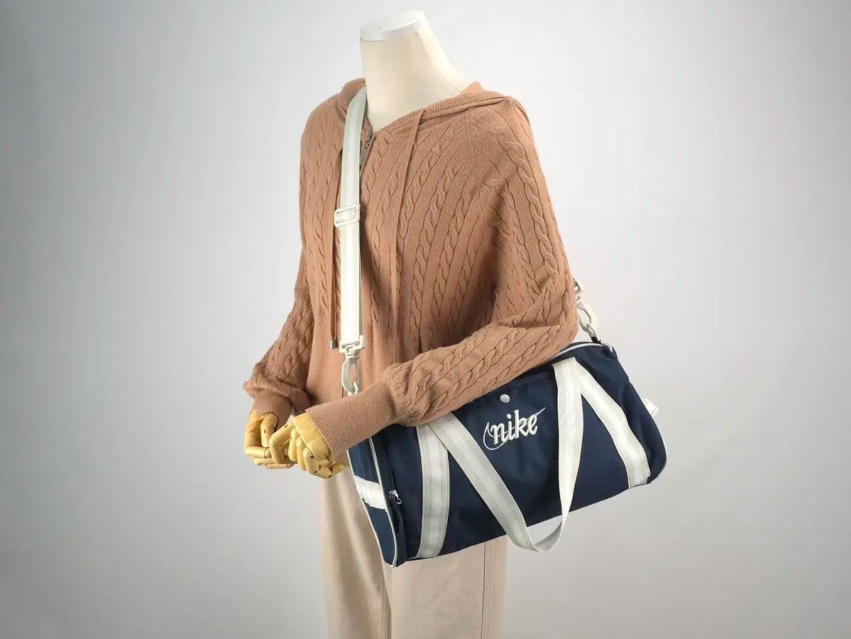 Nike NIKE ナイキ ネイビー ファブリック ヘリテイジ レトロ ダッフルバッグ クロスバッグ DECORATOM_COM_BR