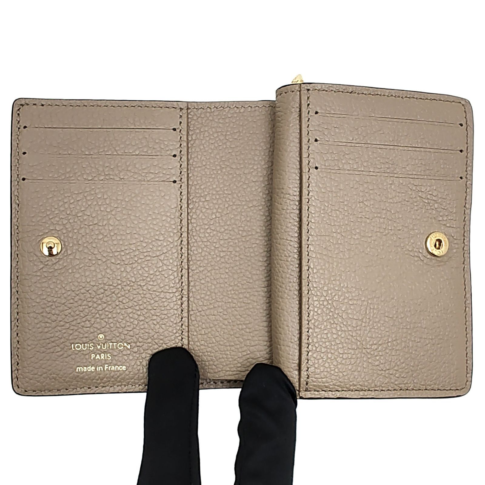 新品近い✨ルイヴィトン✨アンプラント ポルトフォイユ クレア ノワール 8218 LOUIS VUITTON ルイヴィトン 二つ折り財布 アンプラント