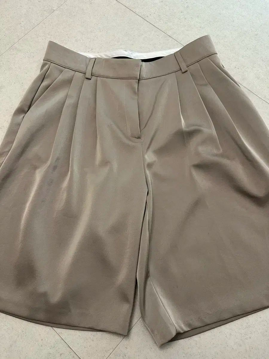 Hmode hmode サテン バミューダパンツ