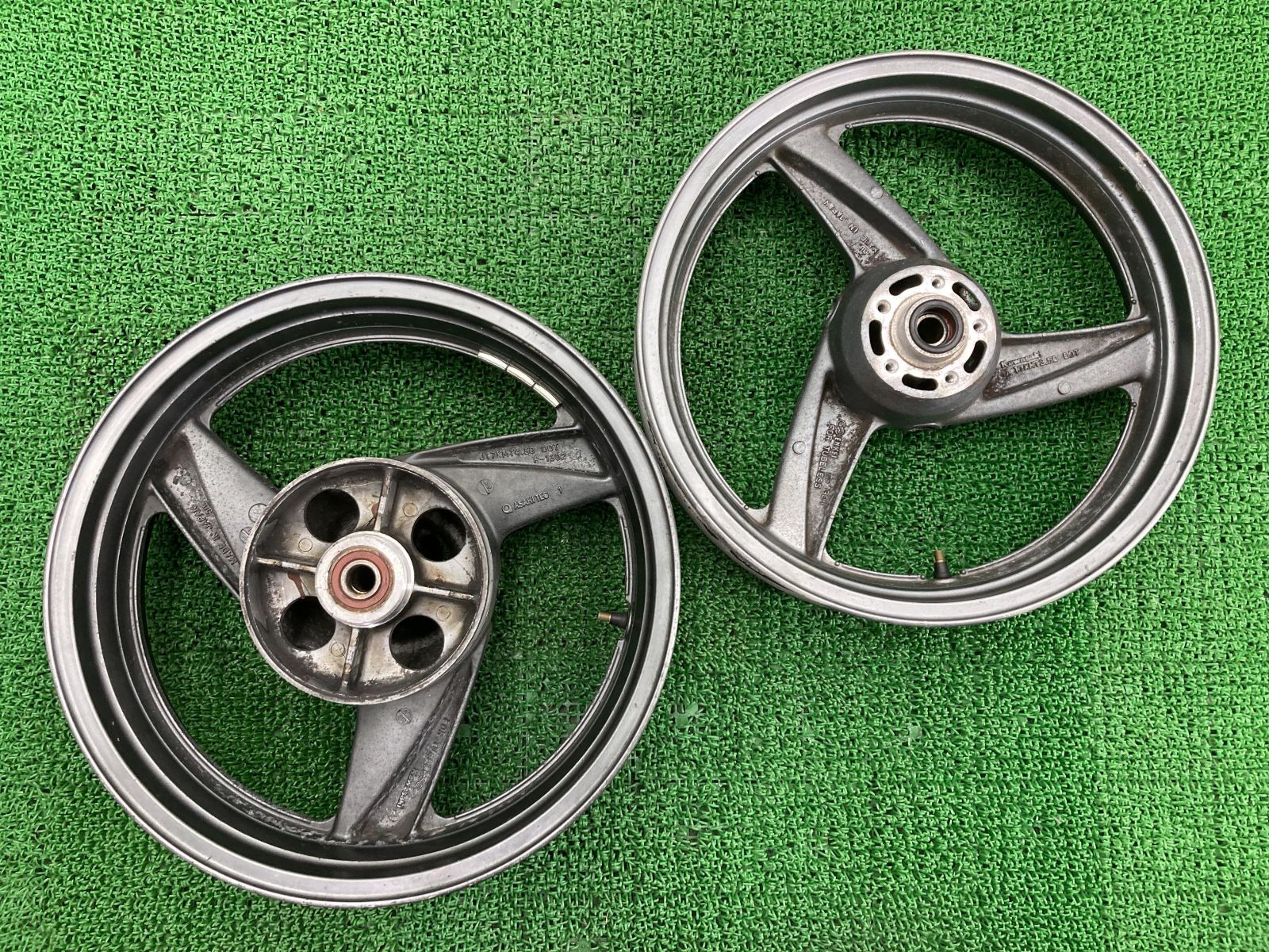 OVER Racing（オーヴァーレーシング） Fキャリパーサポート ブレンボ4P