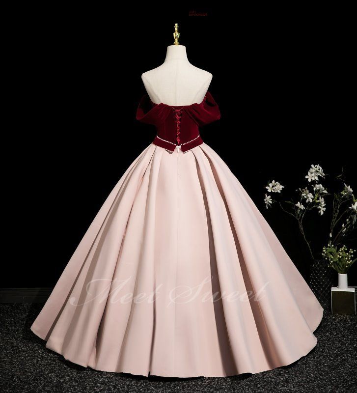 人頭十字西洋剣 古兵器 武具 模造刀·模擬刀 Cosplay 人頭十字西洋剣 古