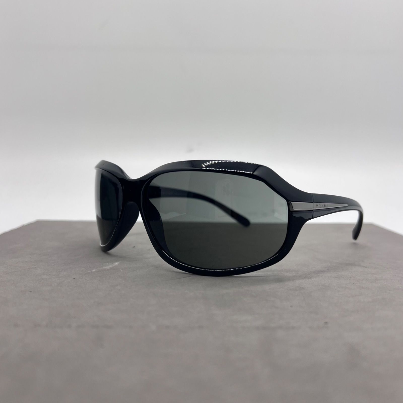 00s PRADA プラダ サングラス テック Y2K 小物
