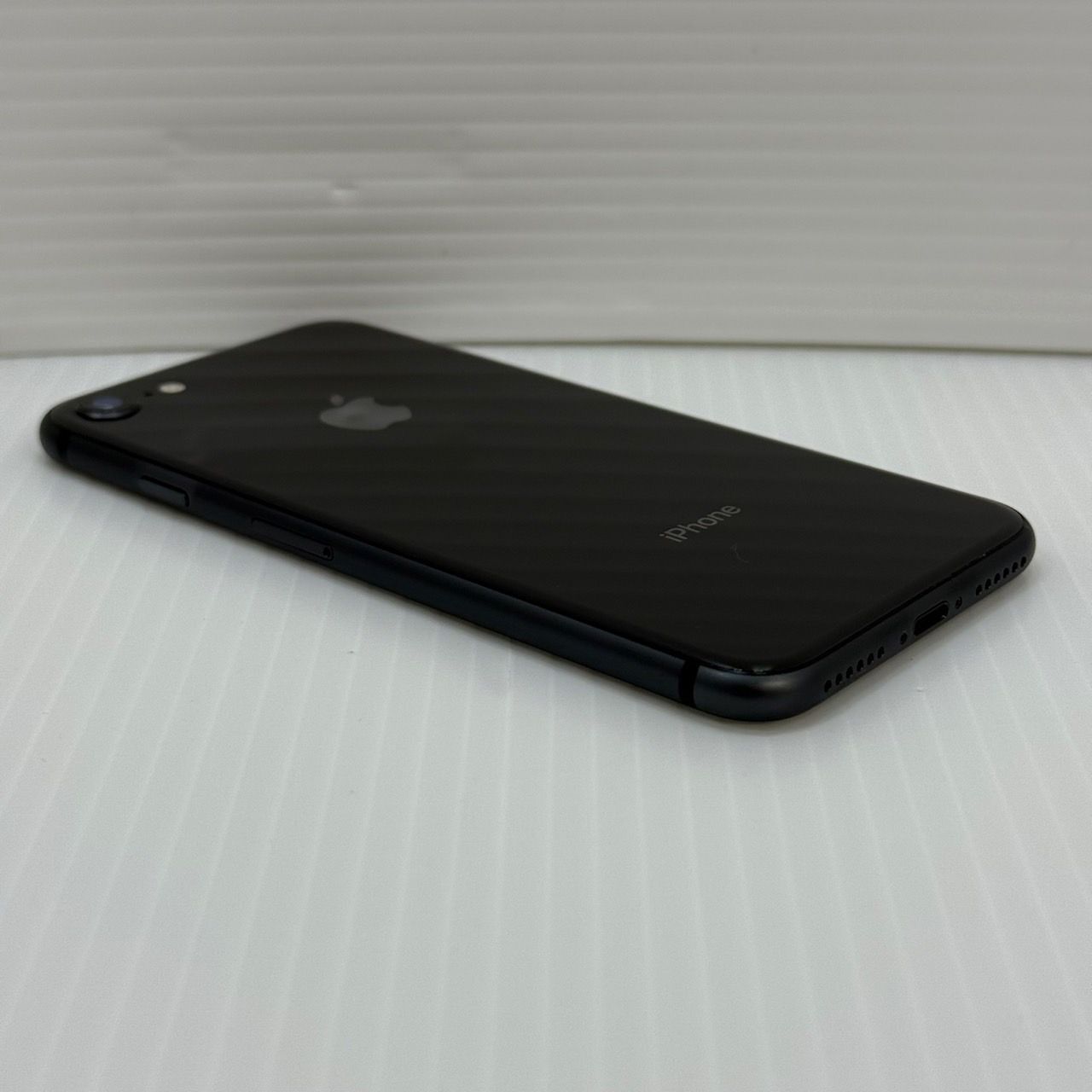 ☆SIMロック解除済☆iPhone8 スペースグレー64GB（MQ782J/A）☆※0331