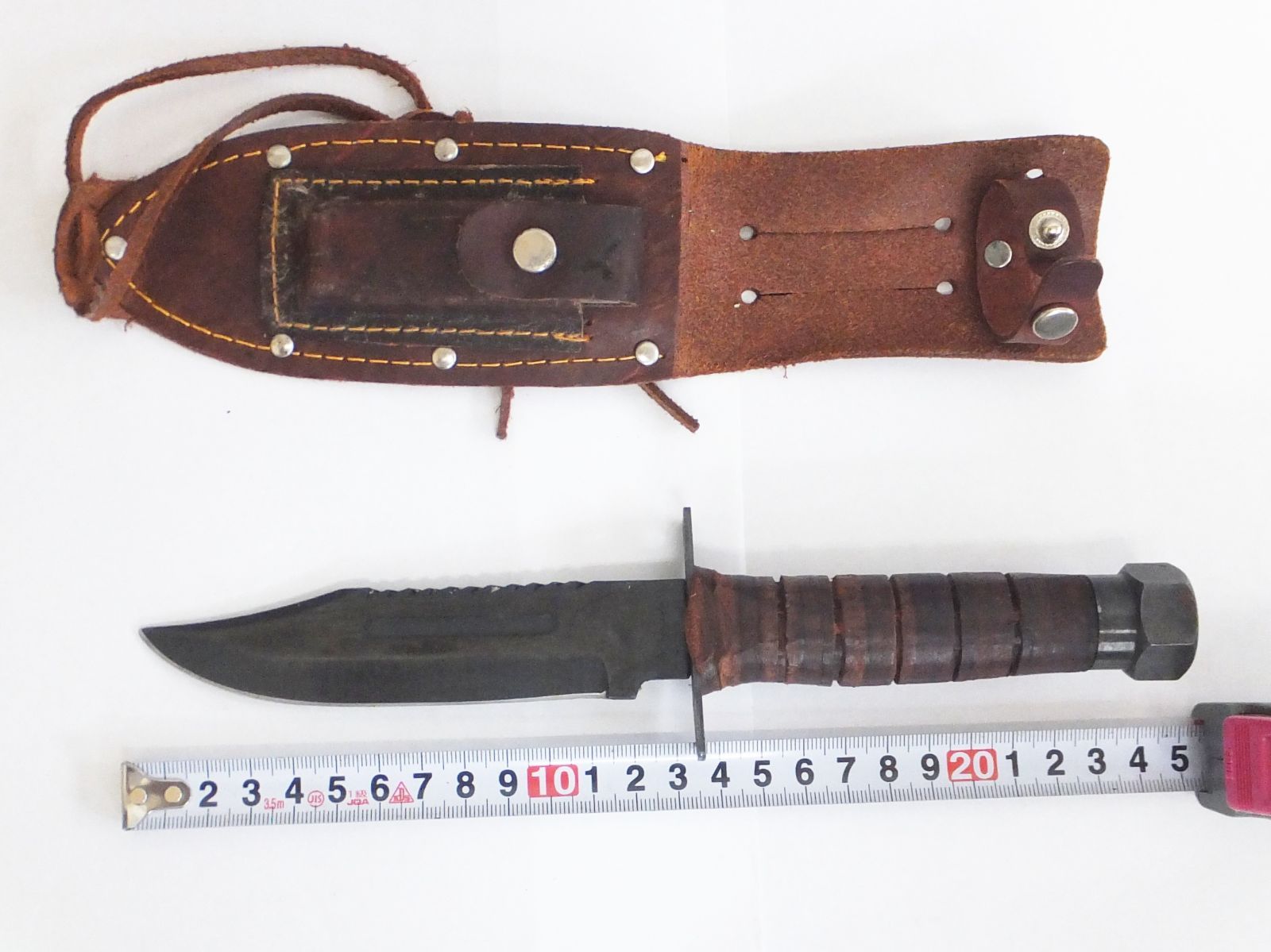 アウトドア サバイバルナイフ