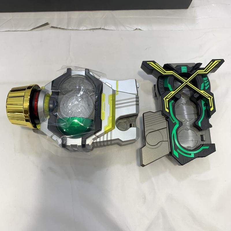 開封 BANDAI