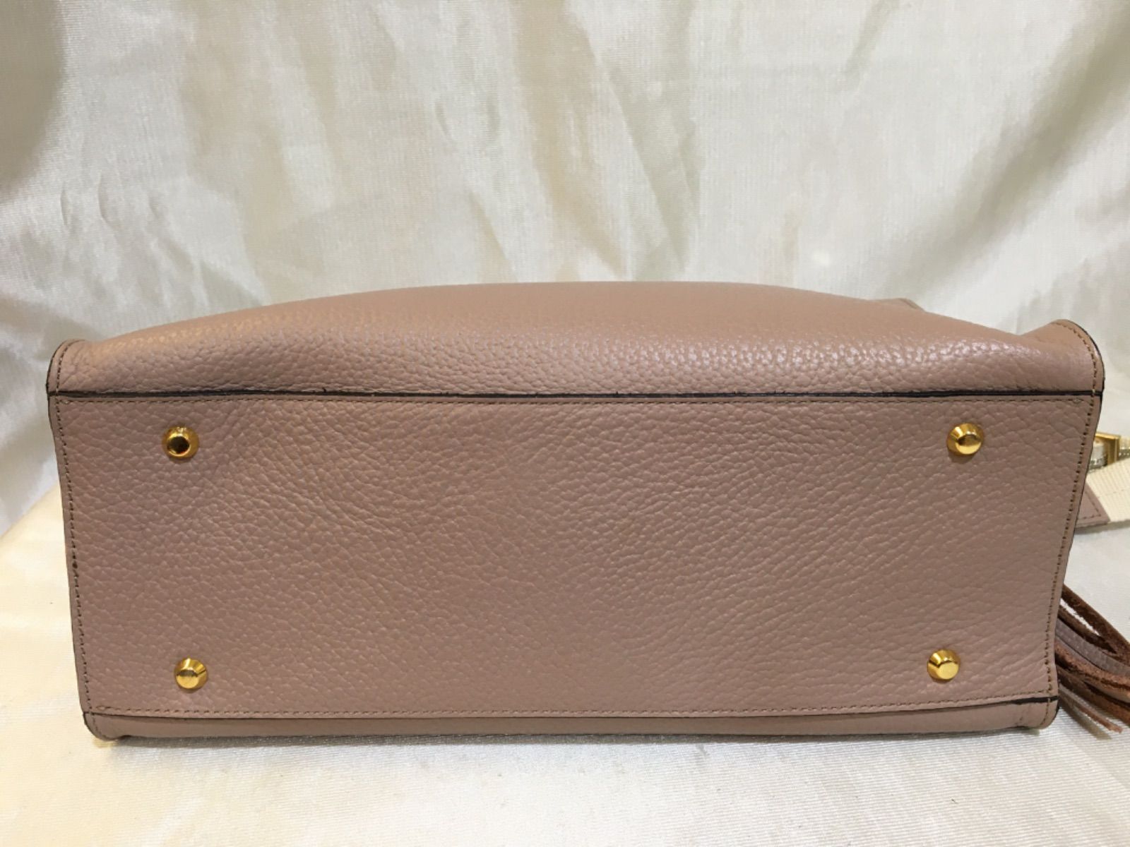 極美品 ⭐︎IANNEイアンヌ⭐︎オリビア2way ショルダーバッグ ハンドバッグ 極美品 ⭐︎IANNEイアンヌ⭐︎オリビア2way ショルダーバッグ