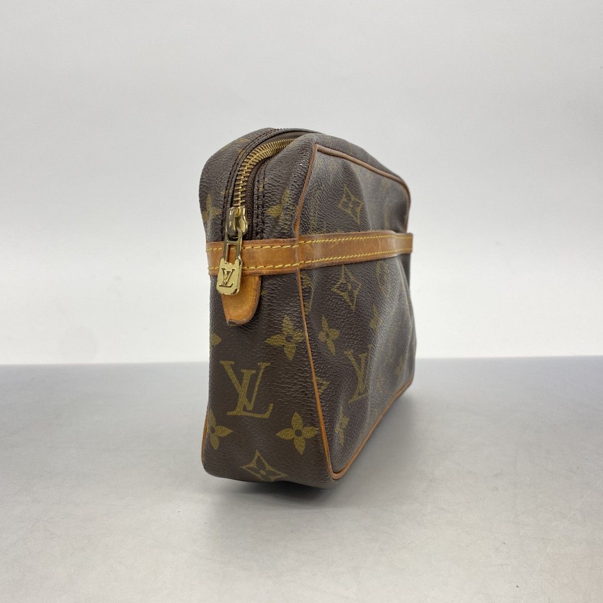 5md3941 ルイヴィトン クラッチバッグ モノグラム コンピエーニュ23 M51847 ブラウン メンズ