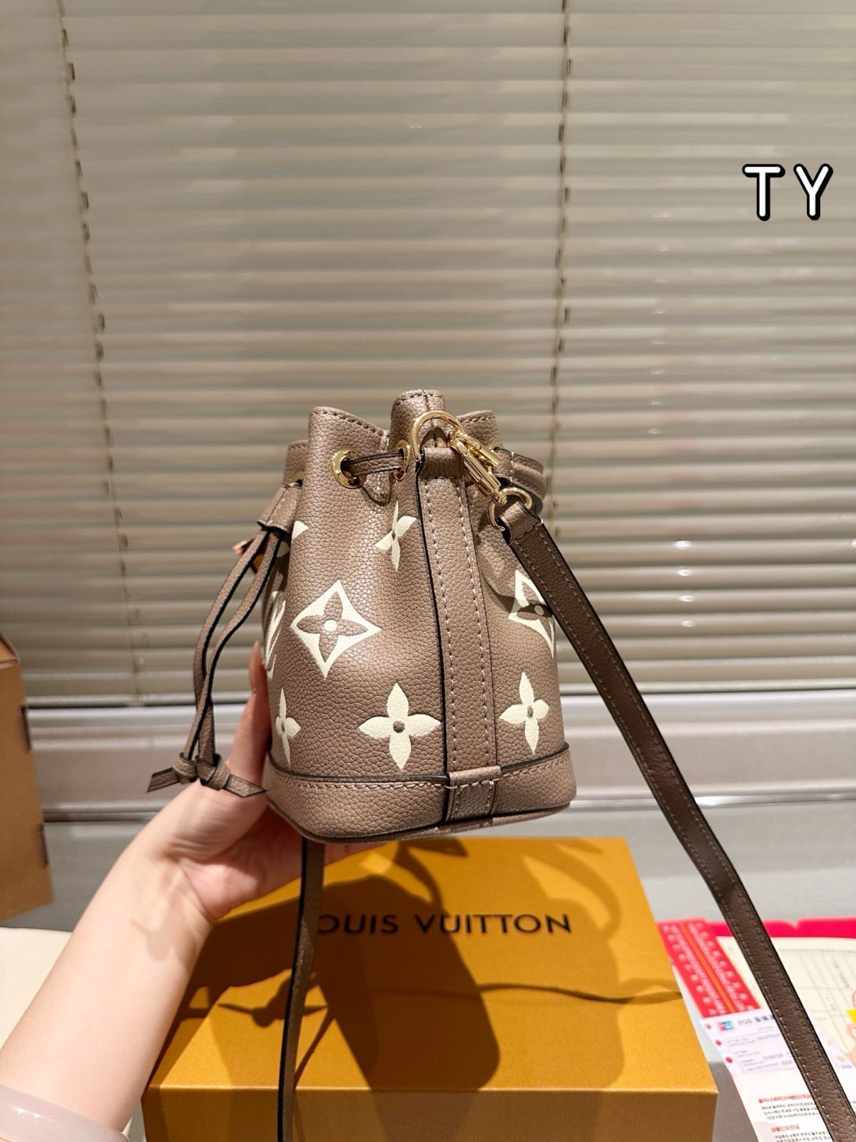 今日特価】LV Nano No? ルイヴィトンナノノエ バケットバッグ