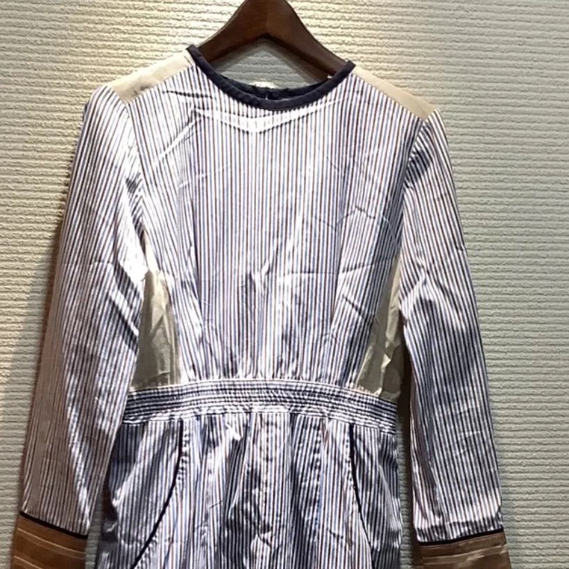 美品 AKANE UTSUNOMIYA アカネウツノミヤ ストライプ シアー 切り替え 