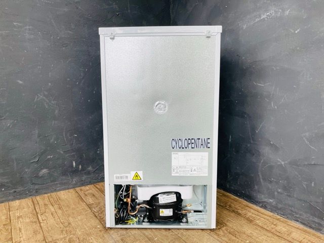 Comfee' コンフィー 2021年製 ノンフロン冷凍冷蔵庫 RCT90WH 小型 2ドア 冷蔵庫