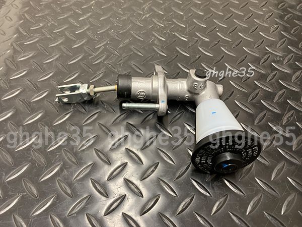 トヨタ 純正 AE 86 ハチロク クラッチ マスター シリンダー レビン トレノ 検 エンブレム グリル ae86 エンジン レストア ドア ルーム ナビ T342