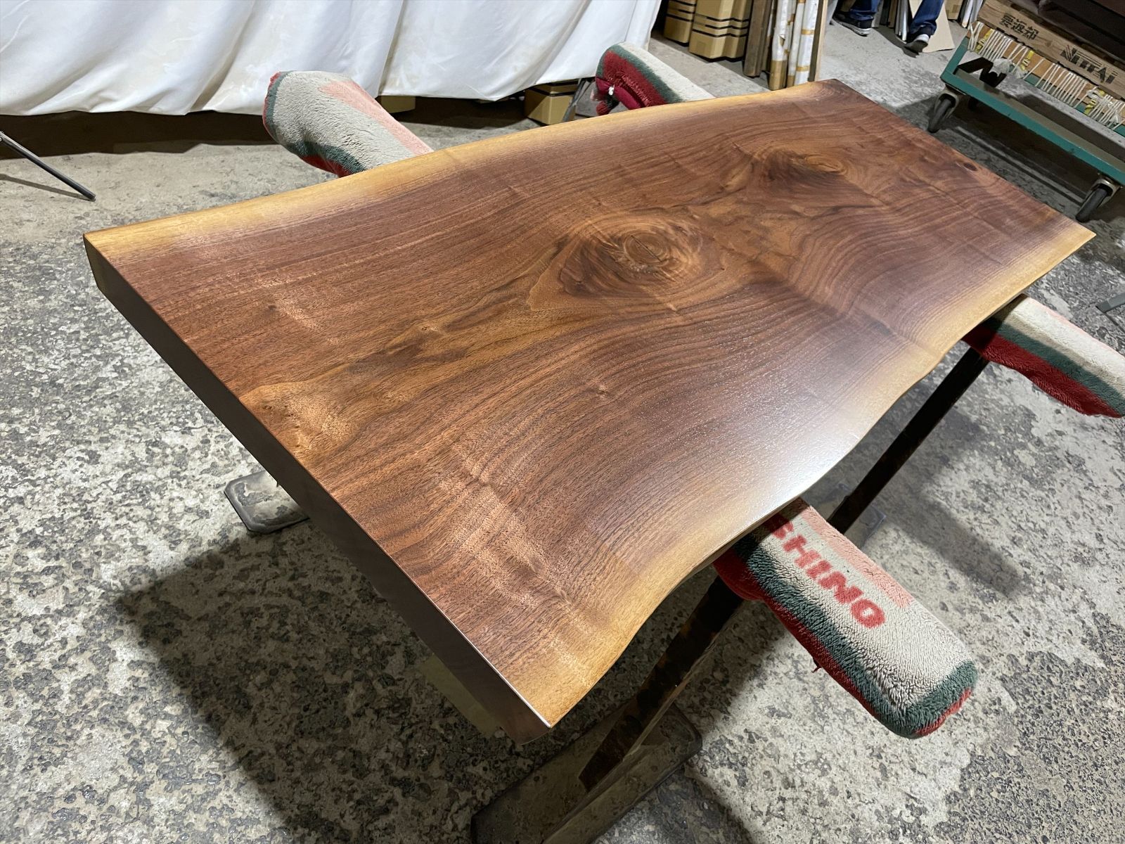 1610ｘ580-600ｘ48mm