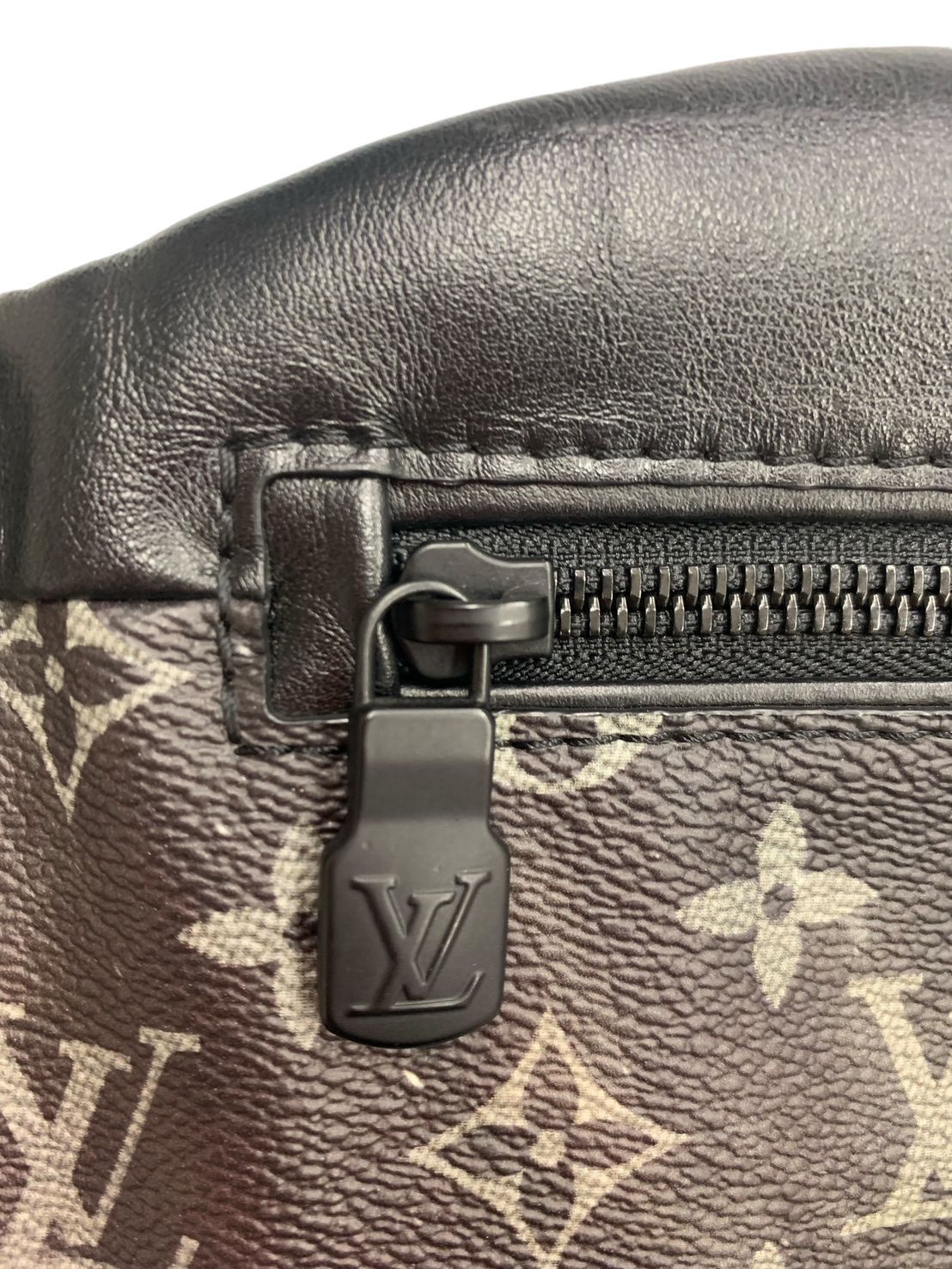 中古良品】LOUIS VUITTON ルイ ヴィトン バッグ メンズ ギャラクシー