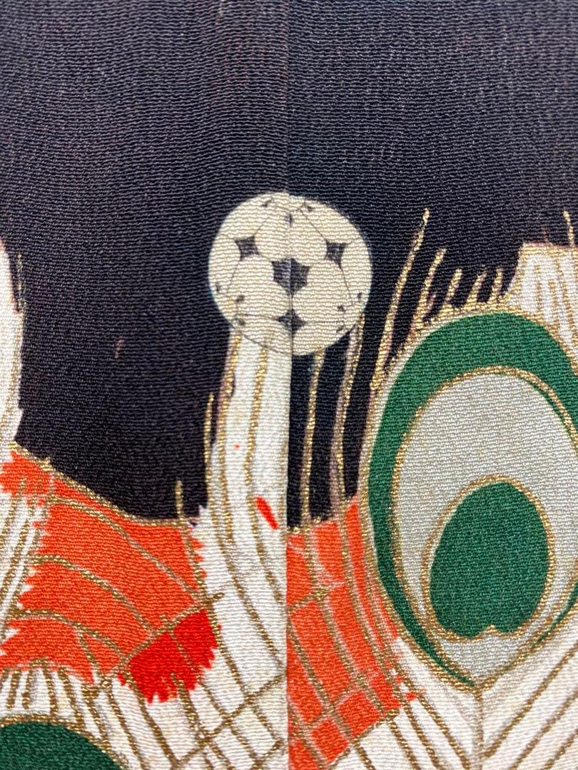 アンティーク 振袖 金駒 金彩 銀彩 孔雀 正絹 身丈170cm 紋付 アンティーク 振袖 金駒 金彩 銀彩 孔雀 正絹 身丈170cm 紋付 - メルカリ