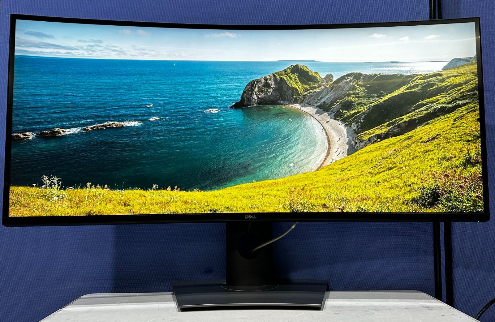 DELL U3818DW 37.5インチ InfinityEdge 曲面 ウルトラワイド 液晶ディスプレイ WQHD+ HDMI/DP/USB-C対応 【中古】