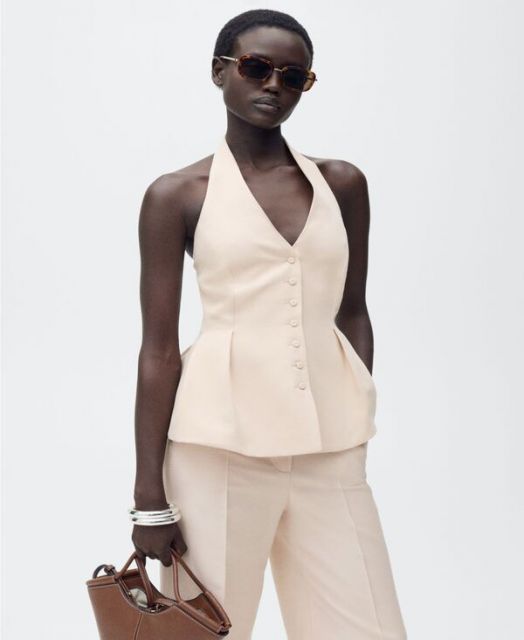 【送料無料】 マンゴ レディース ジャケット・ブルゾン アウター Women's Pleated Halter-Neck Vest Nude