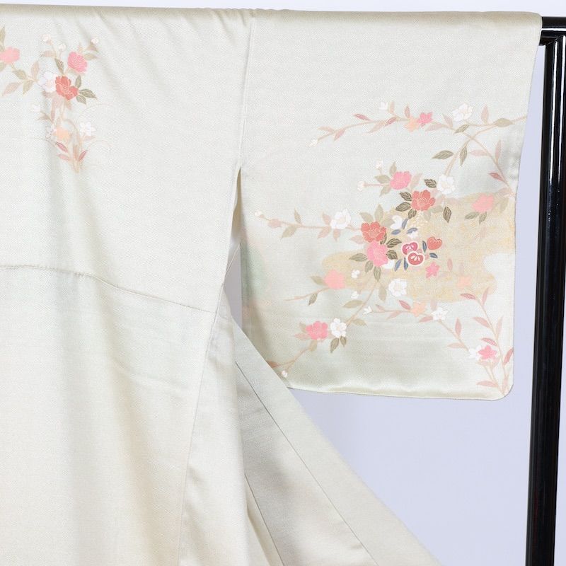 訪問着　新品未使用品　ひわ　珊瑚朱　グリーン　ゴールド　白　花　雪輪　波　京友禅　B836 訪問着 新品未使用品 ひわ 珊瑚朱 グリーン ゴールド 白 花 雪輪 波 京