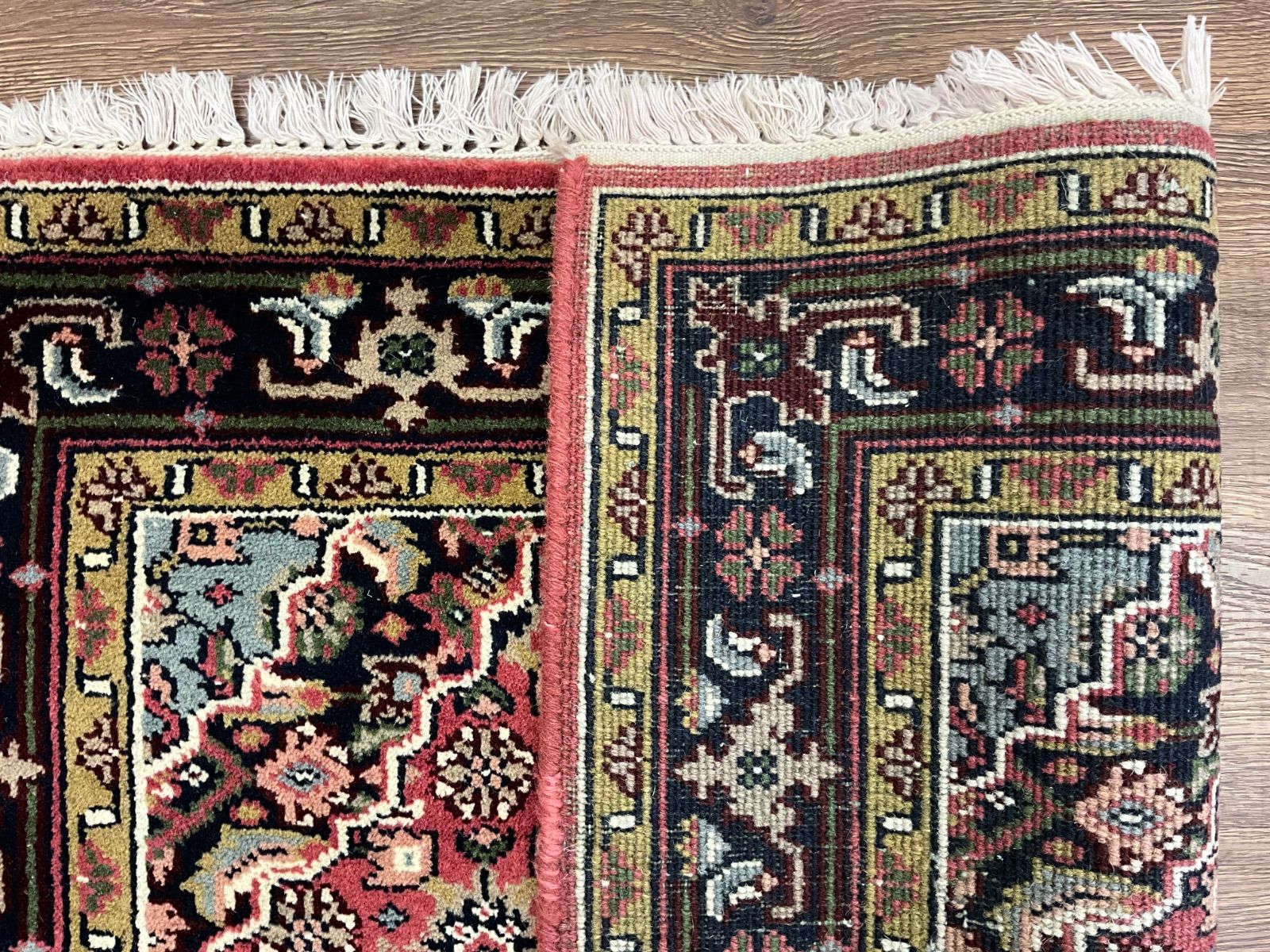 ヴィンテージラグ インド絨毯 161cm×89cm 手織り絨毯