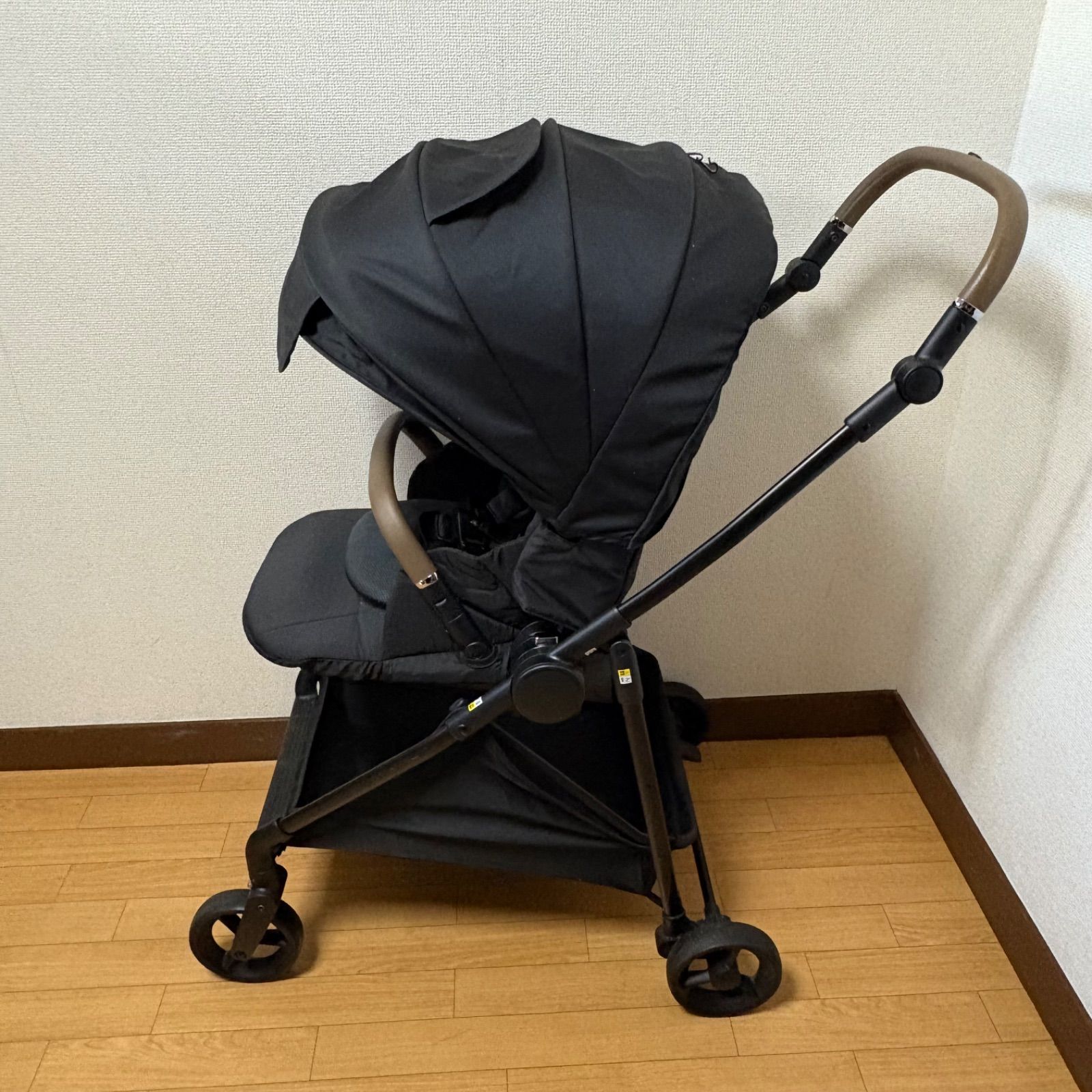 【美品】アップリカ　ルーチェ アップリカルーチェレインカバー付き