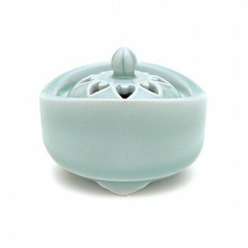 日本香堂 香炉 青磁 花透し 有田焼 79151