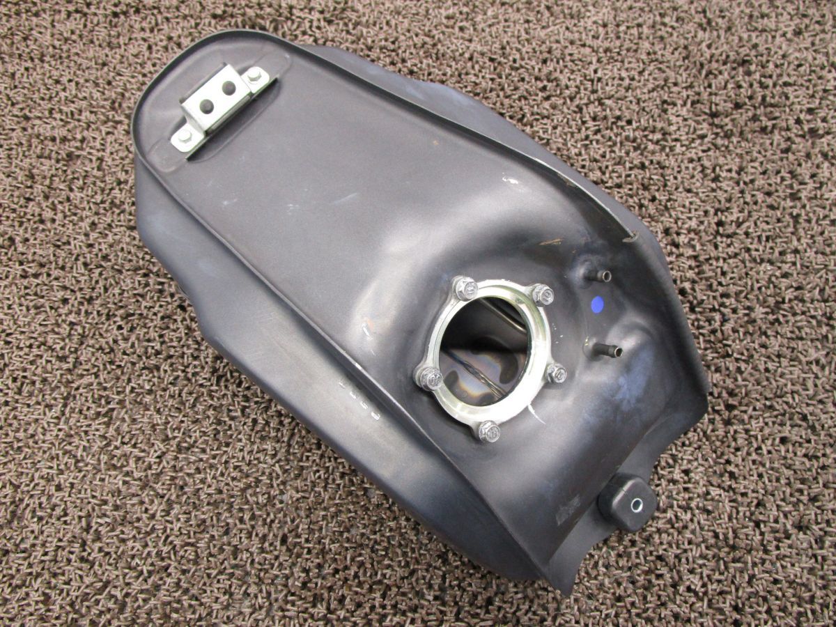 カワサキ　Dトラッカー250 タンク カワサキ Dトラッカー 燃料タンク フューエルタンク 純正品 KLX250