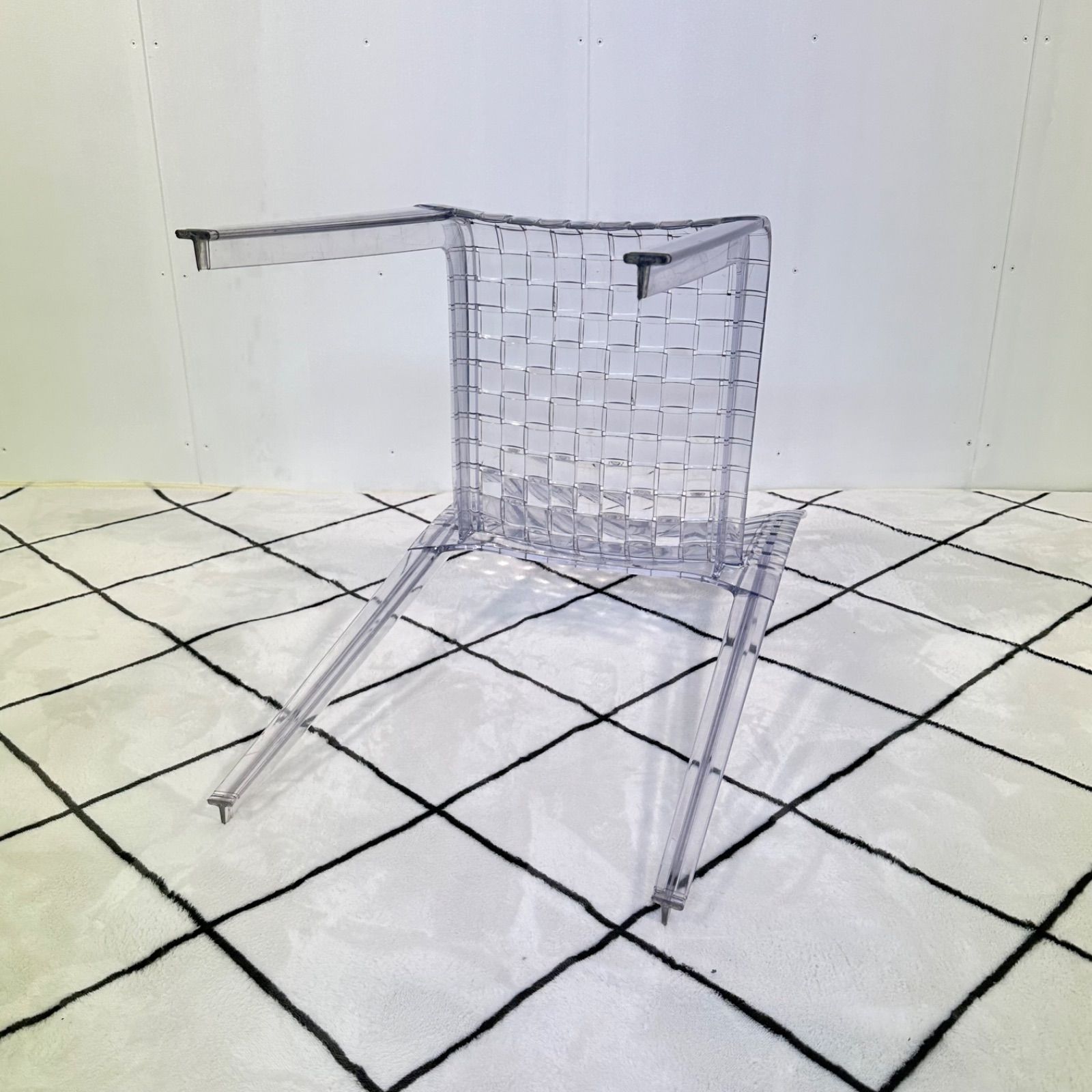 Kartell カルテル アミアミチェア クリスタル ダイニングチェア - メルカリ