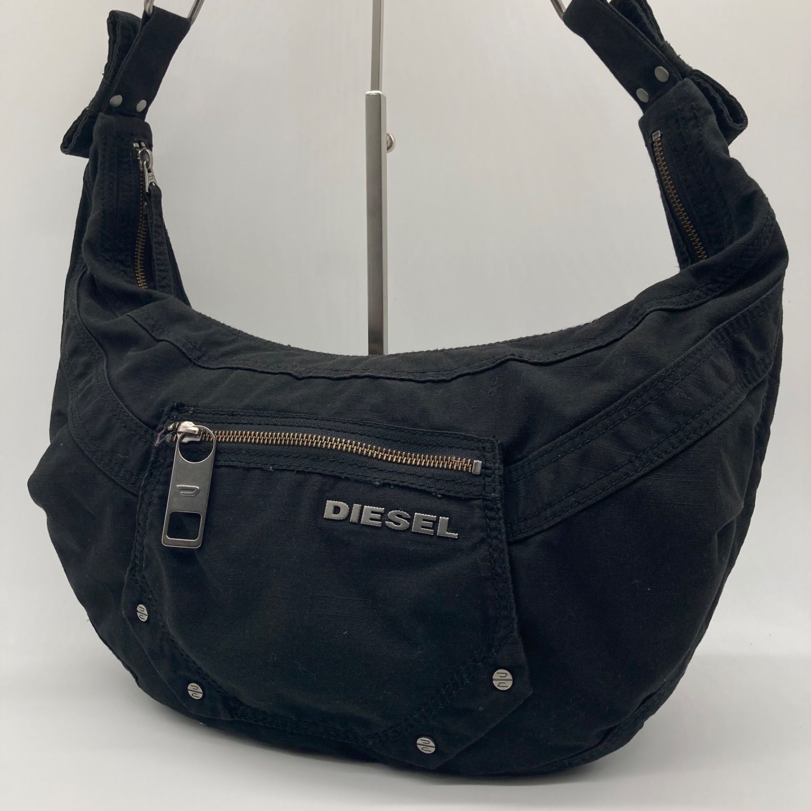希少 DIESEL ショルダーバッグ ハーフムーン Y2K archive DIESEL ディーゼル 00s archive アーカイブ 三日月 ハーフムーン