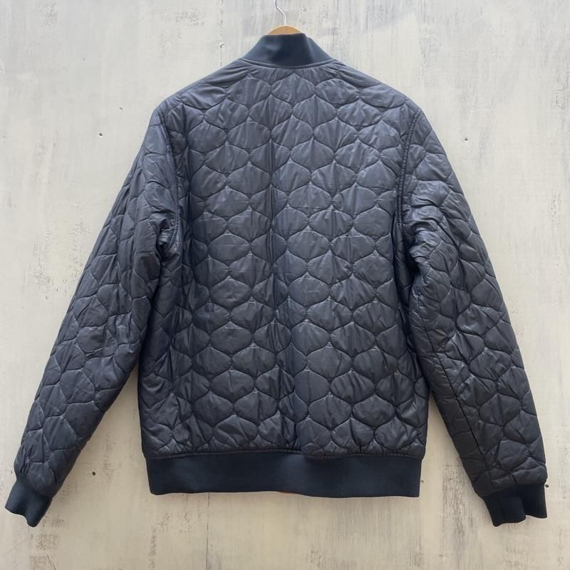 Champion チャンピオン ジャケット、上着 ジャンパー、ブルゾン V0905 