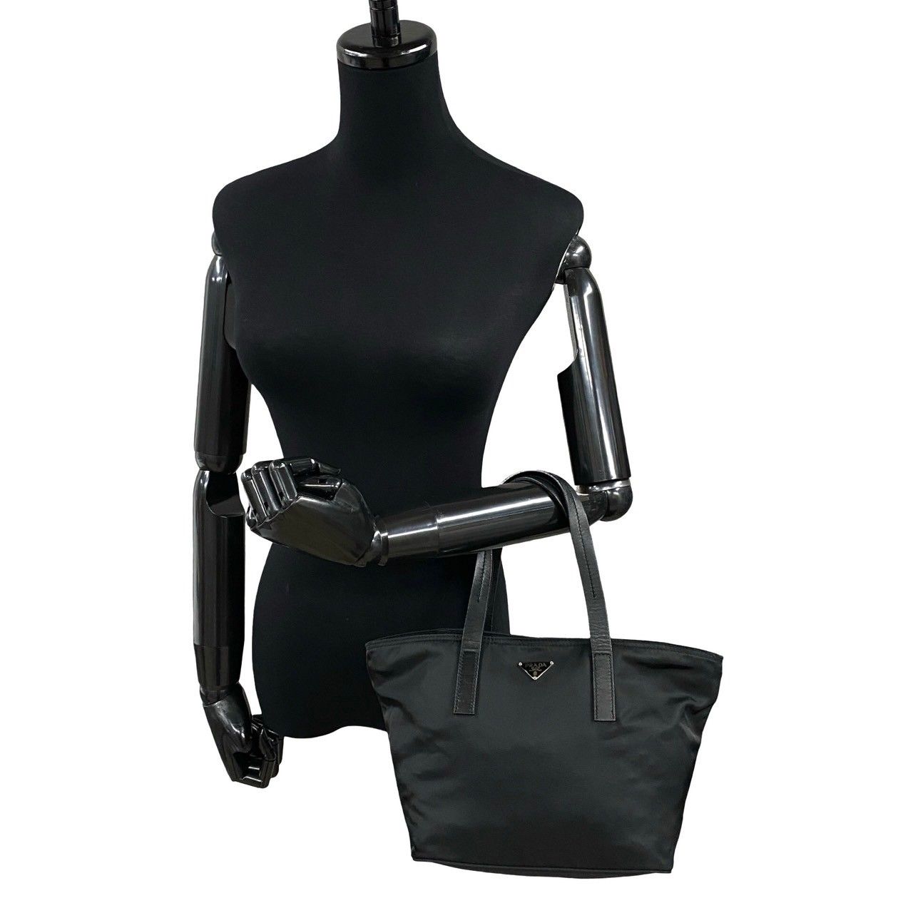 極 美品 希少品 カード付き PRADA プラダ 三角ロゴ 金具 ナイロン 