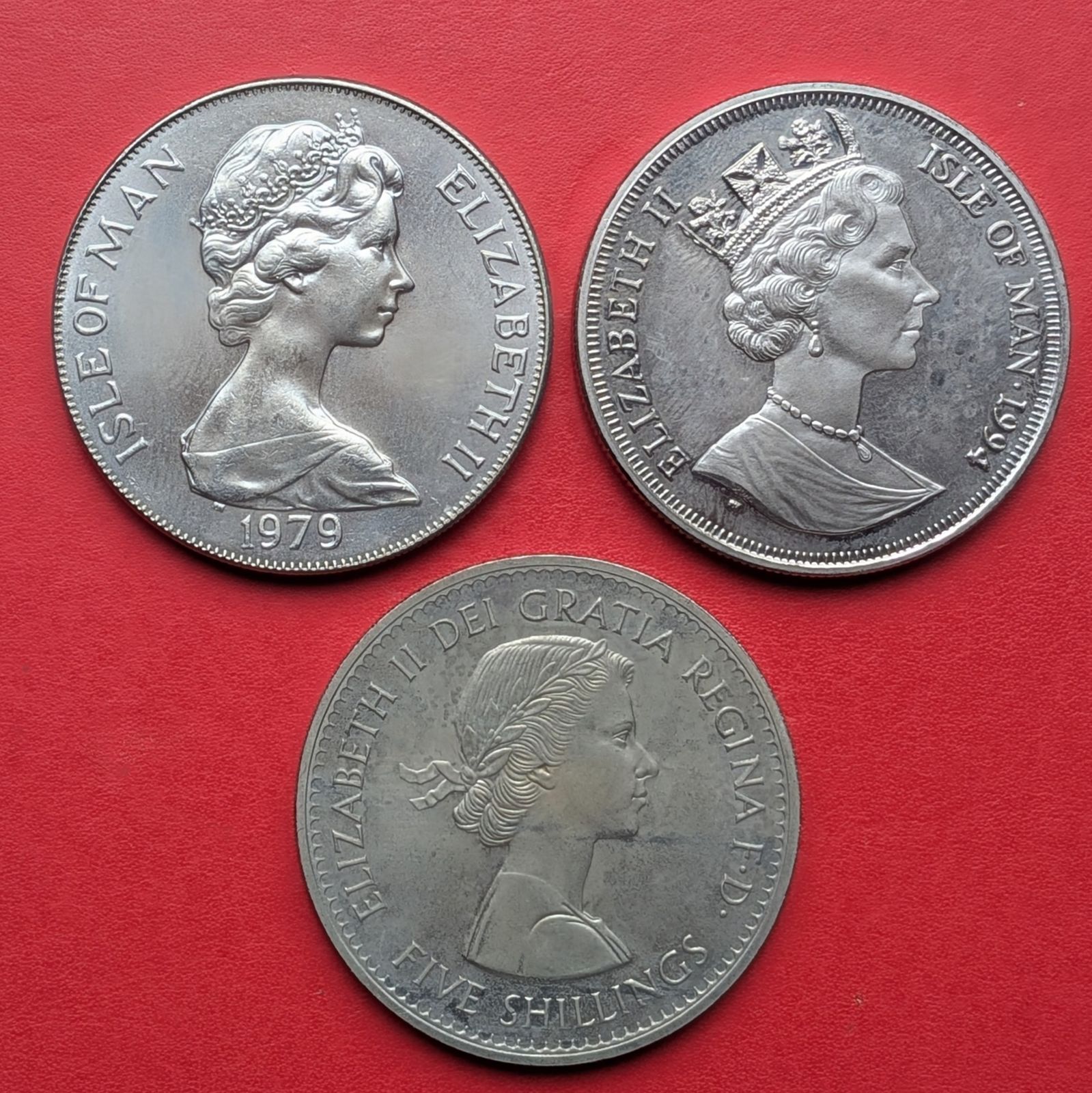 イギリス 英国 エリザベス2世 5 シリング 1960年、 マン島 クラウン 1979年と94年 合計3枚 大型コイン - メルカリ