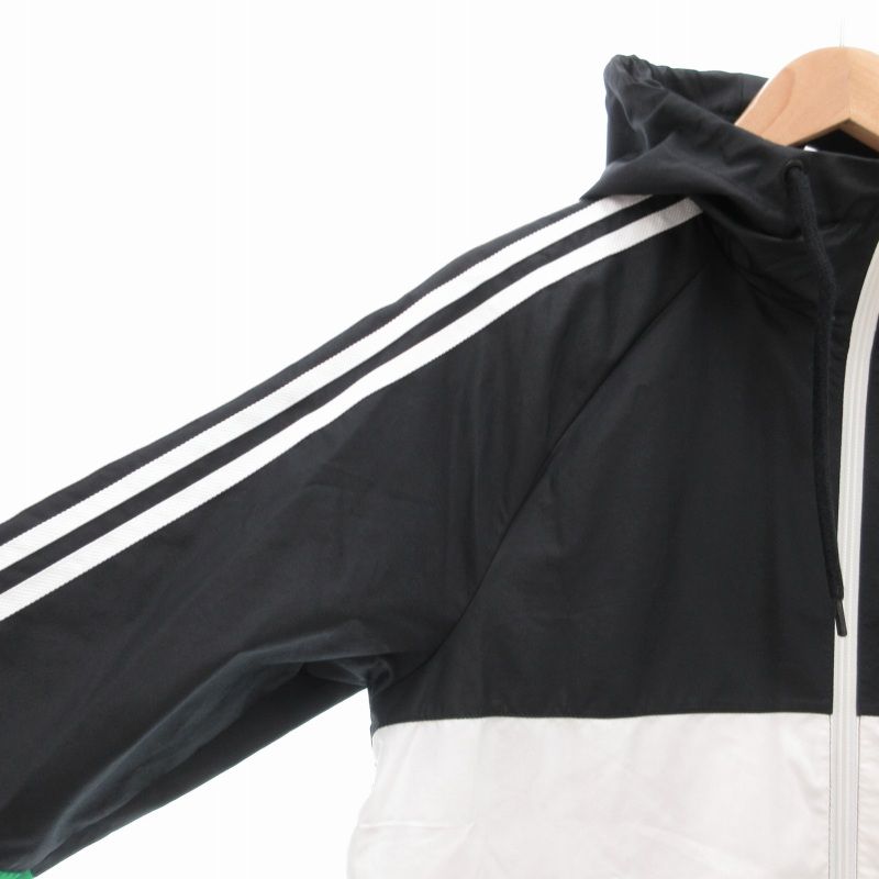 アディダス adidas ディズニーコラボ 美品 グーフィー ウインド