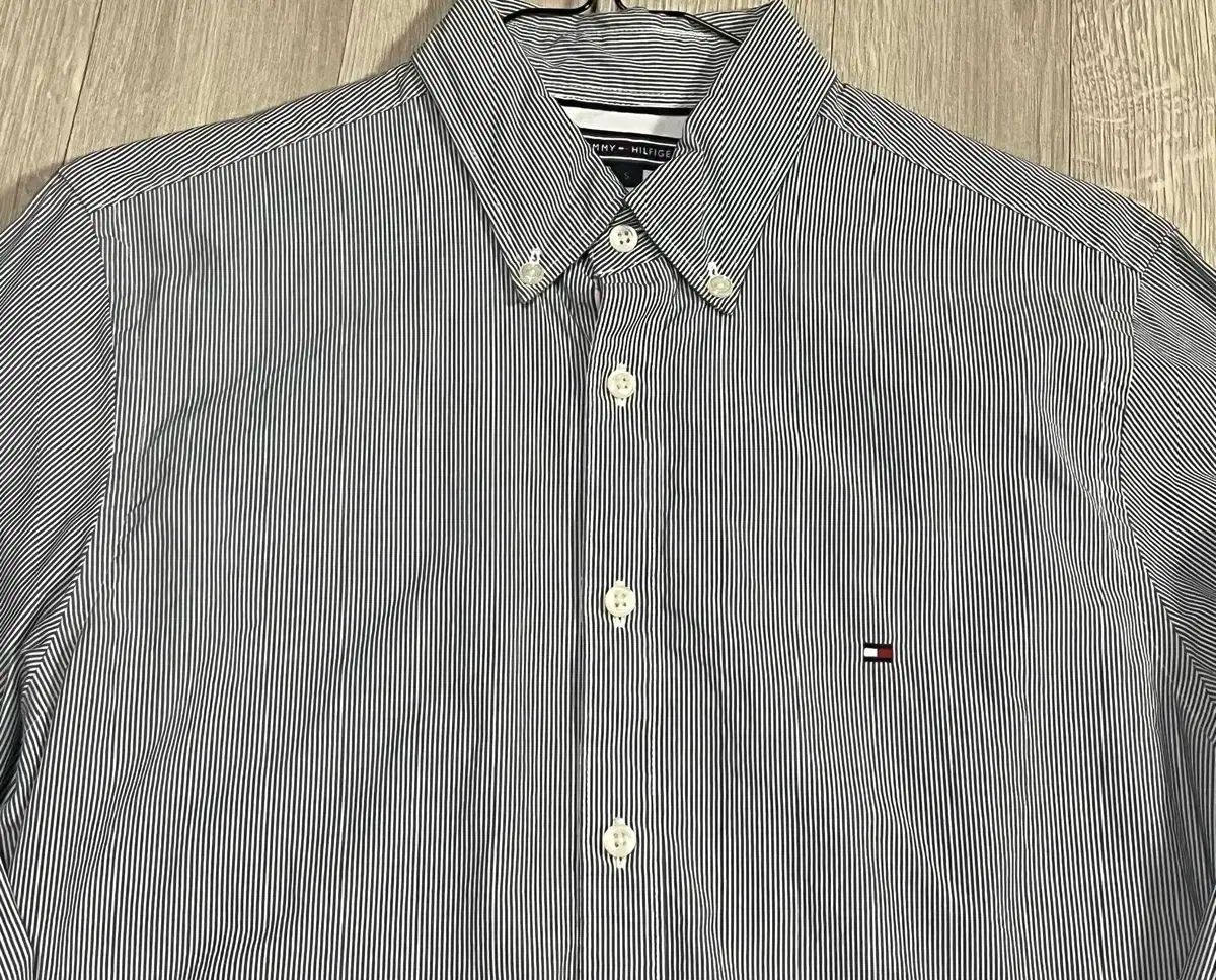 Tommy Hilfiger(トミーヒルフィガー) スリムフィット ストライプ