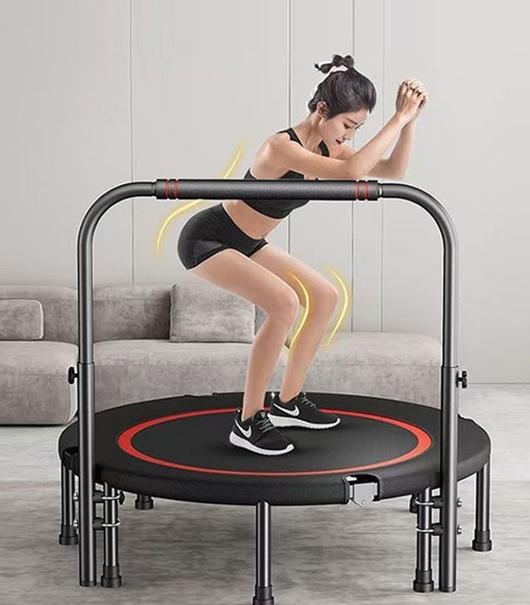 室内トランポリン