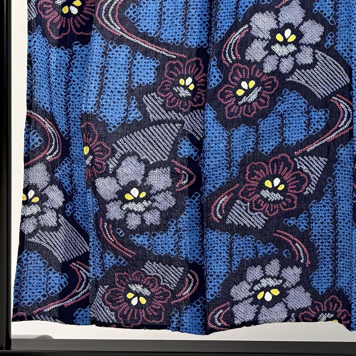 浴衣 身丈153cm 裄丈62cm S 絞り浴衣 草花 流水 青 綿 名品 【中古  