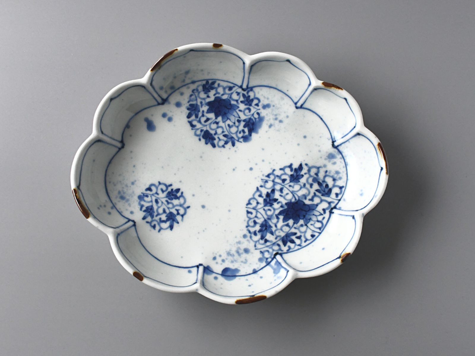 有田焼 福泉窯 手描き 染付間取丸紋唐草 パスタ カレー深皿