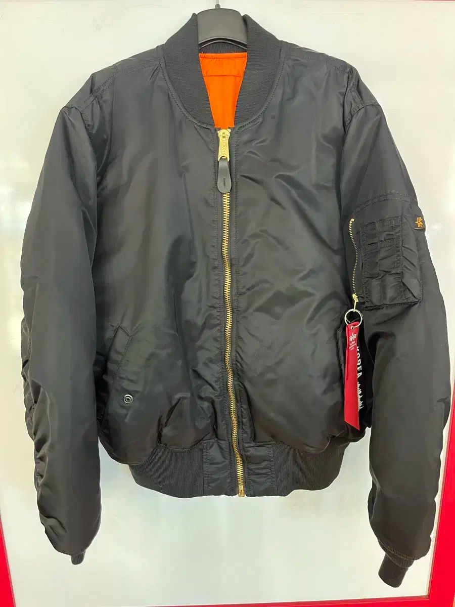 ALPHA INDUSTRIES アルファ インダストリーズ リバーシブル MA ー 1 M サイズ