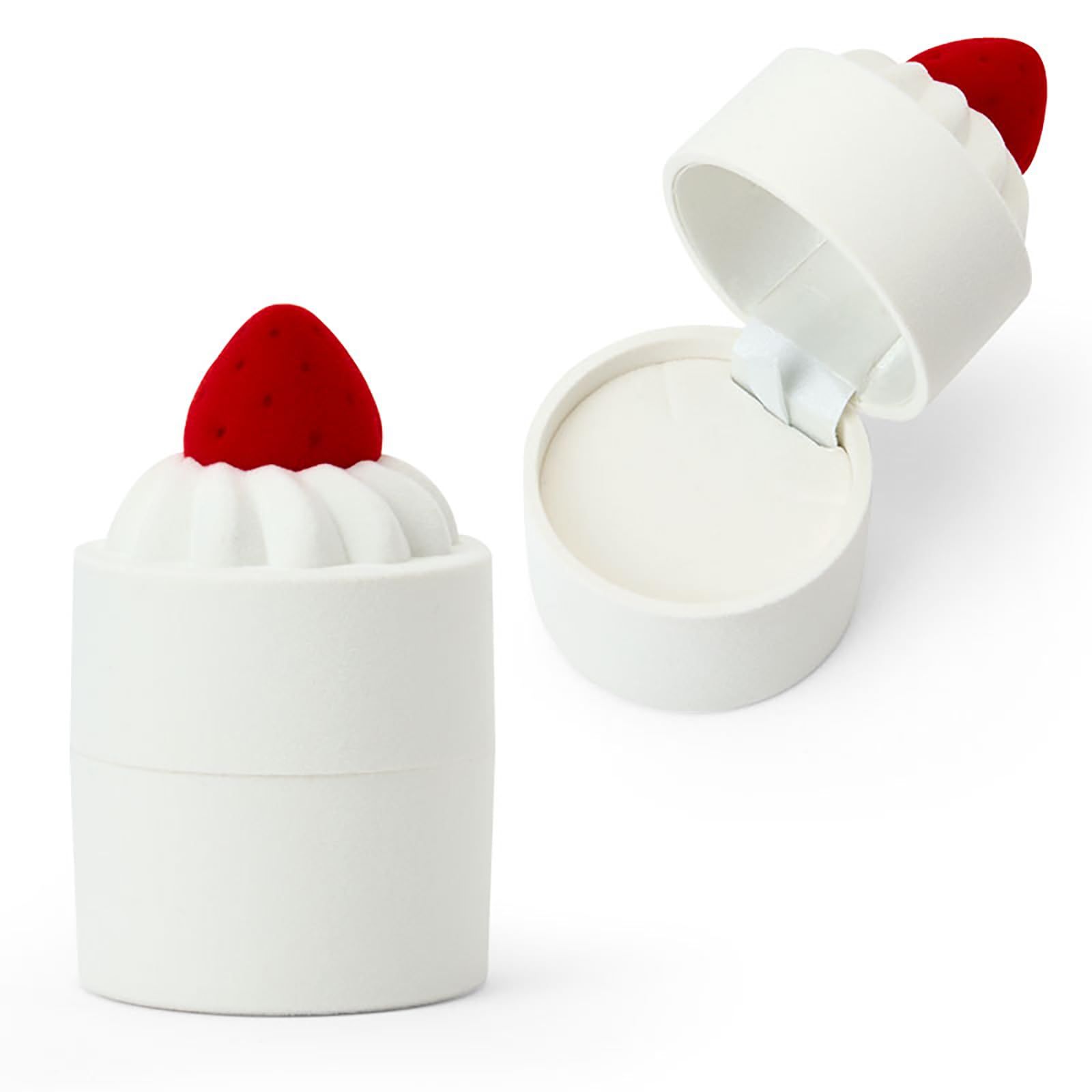 サンリオ] ぬいぐるみ＆ネックレス（ショートケーキ） ハローキティ