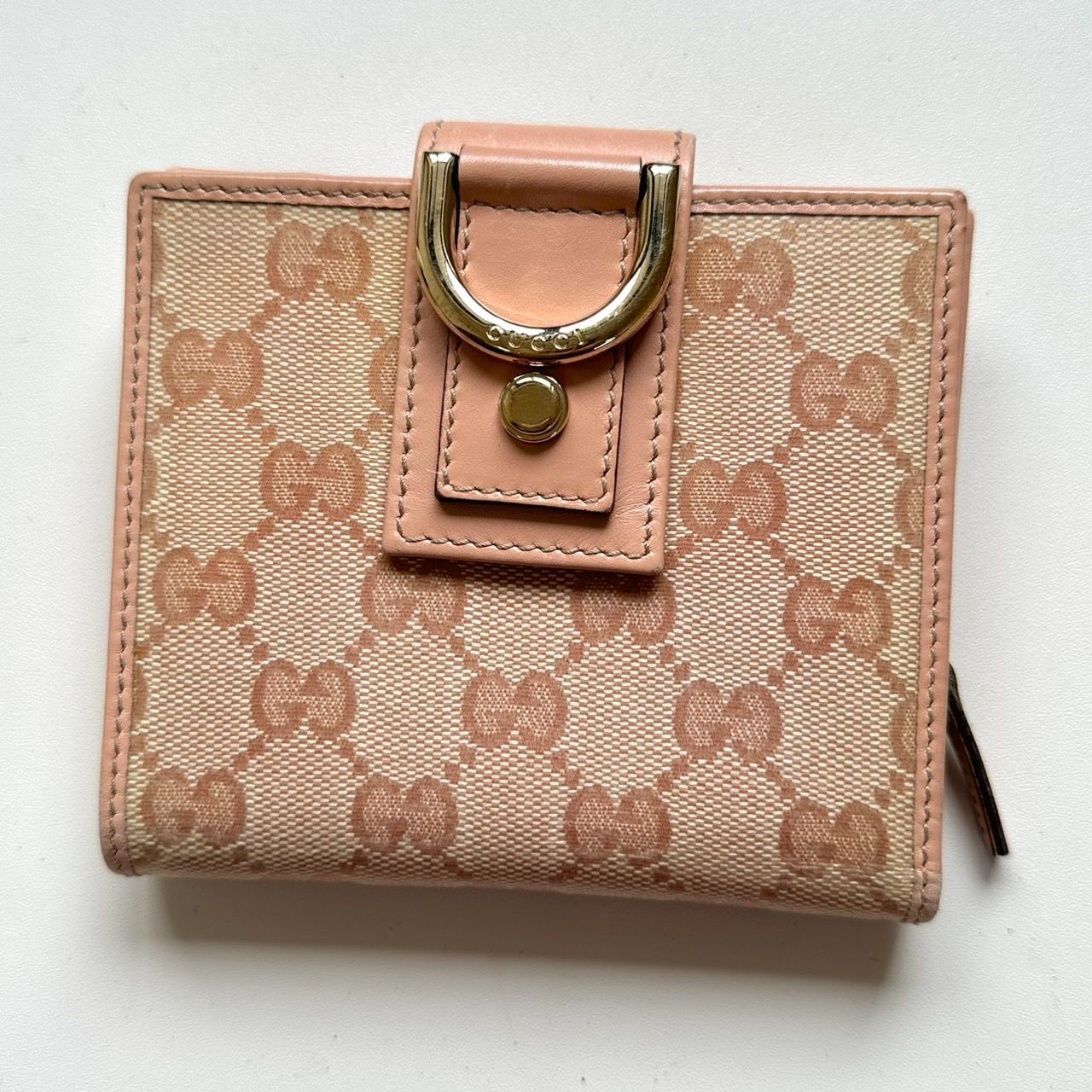 グッチ GUCCI 二つ折り財布 GGキャンバス ピンク - メルカリ