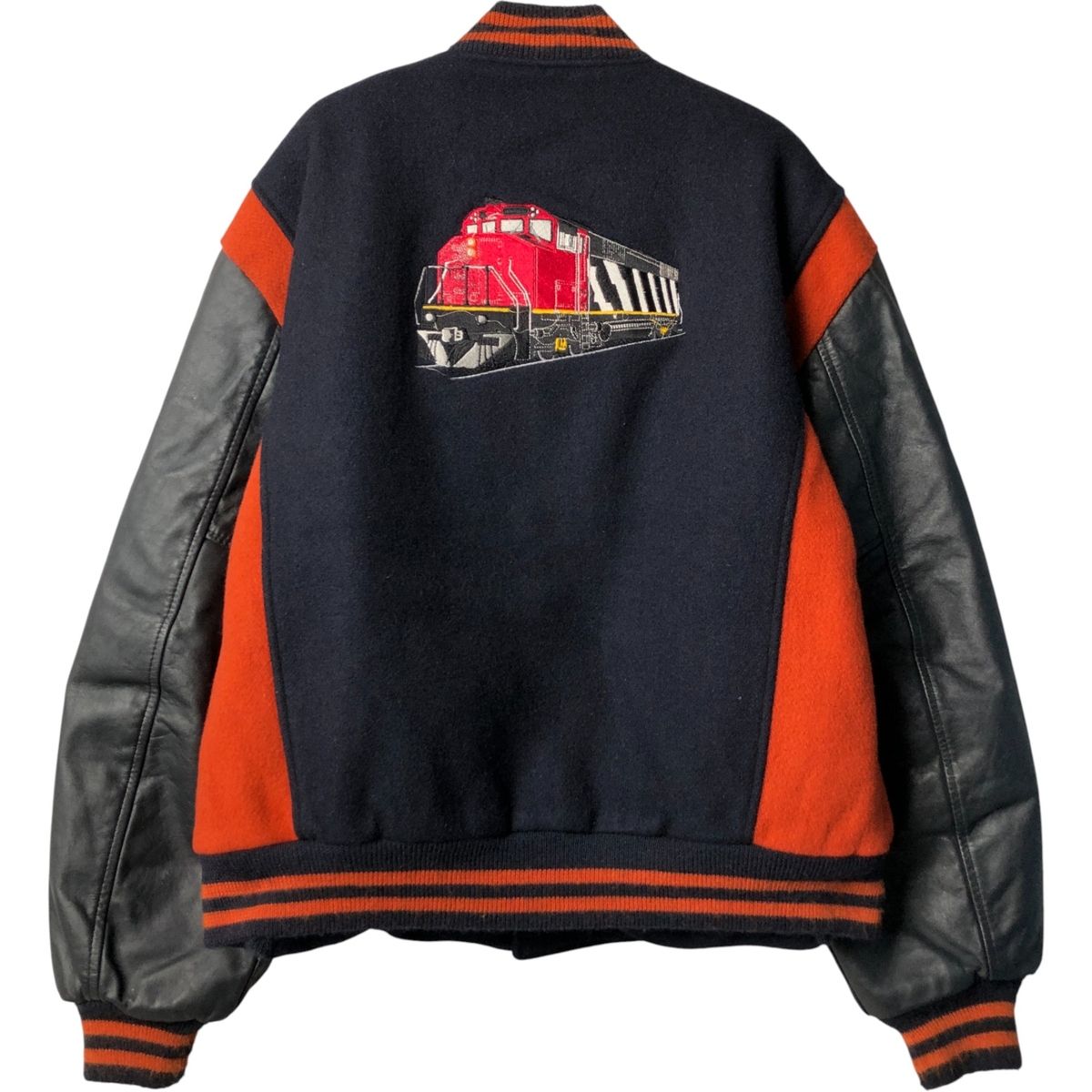 古着 80年代 バトウィン BUTWIN 中綿入り 袖革ウールボタンスタジャン  