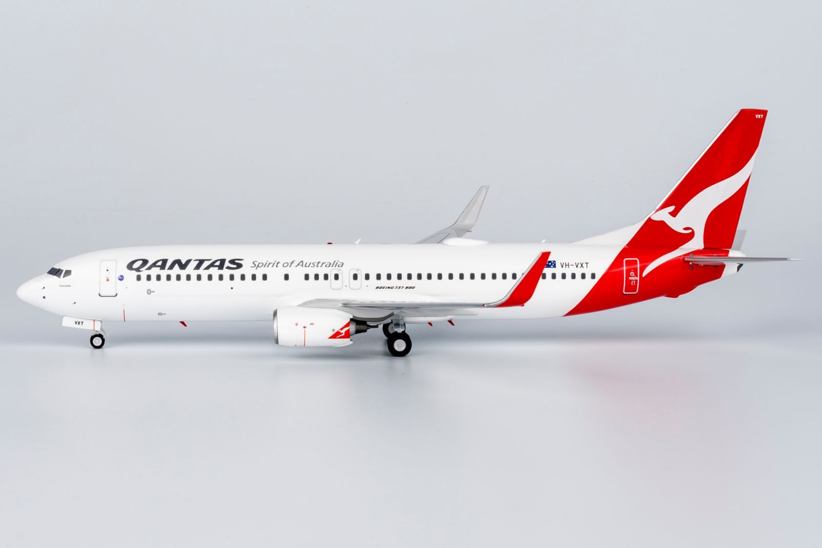NGmodel カンタス航空 737-800 VH-VXT 1|200 08025