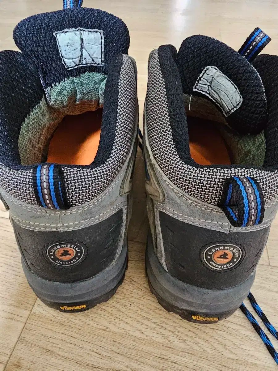 登山靴 255