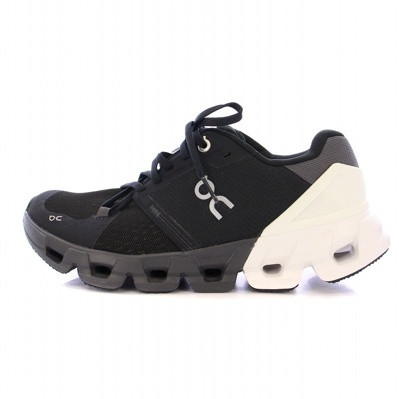Amazon.com | ON Cloudflyer 4 Women's Black/White Size 8.5