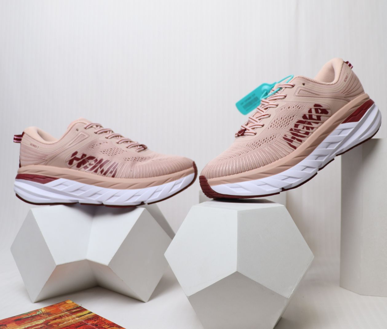 ホカオネオネ ランニングシューズ レディース ボンダイ 7 HOKA ONE ONE