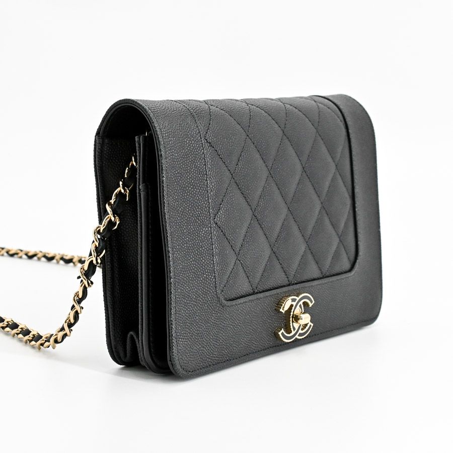 CHANEL シャネル