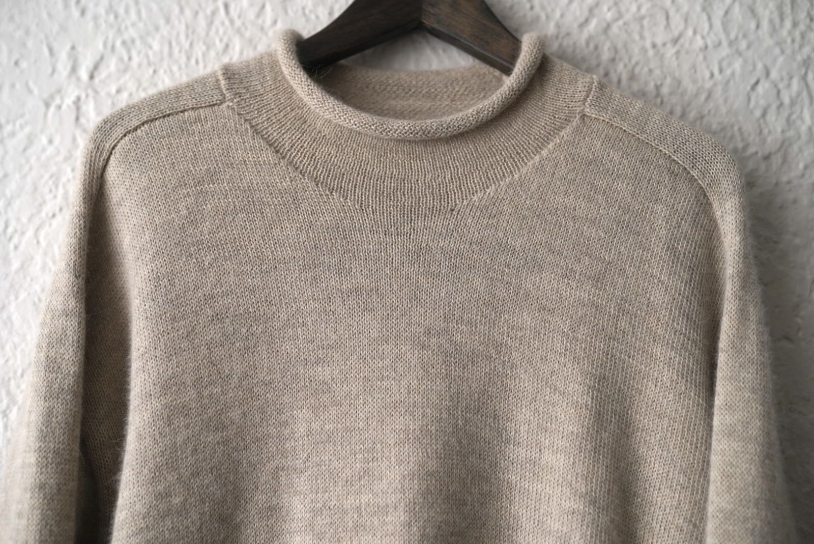 22AW ベビーリャマウールタートルネックニットセーター