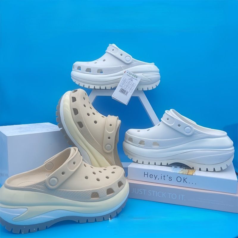 新品、未使用 crocs クロックス メガ クラッシュ クロッグ MEGA CRUSH 