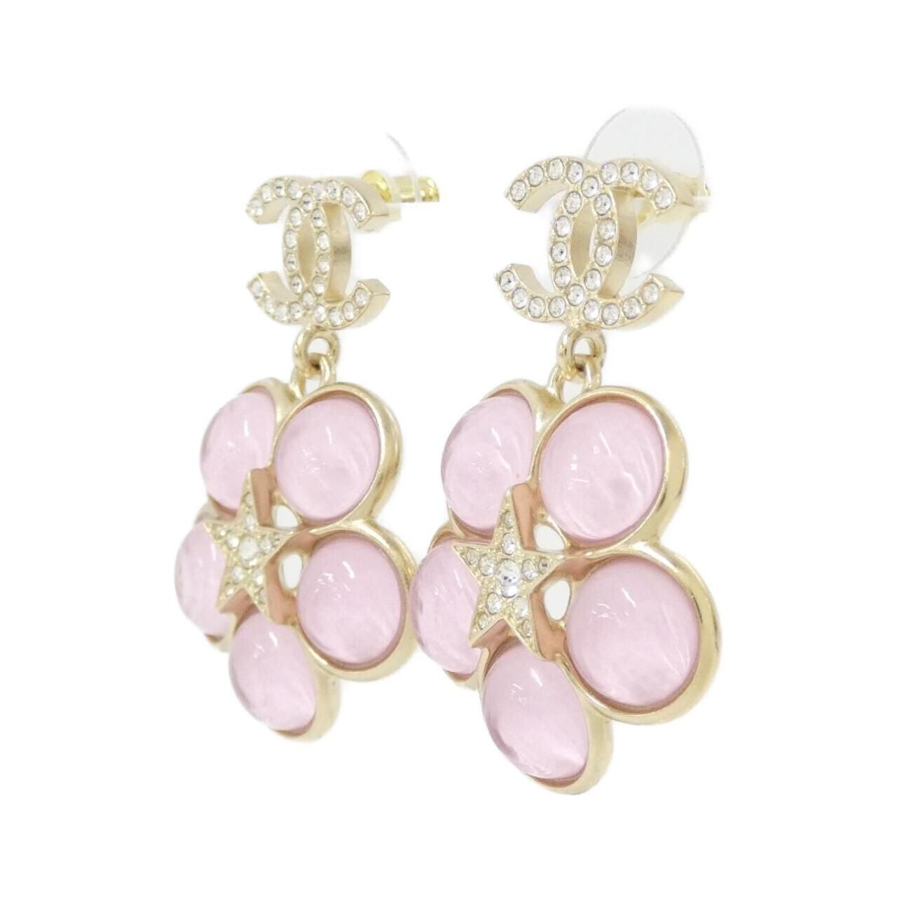 ピアス