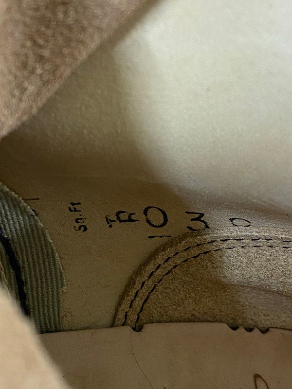 TOE BOOTS