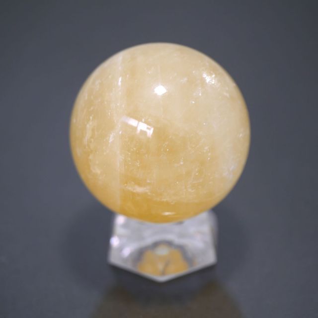 大玉 ゴールデンカルサイト丸玉 48.8mm(164.3g) /天然石・置物/（台座